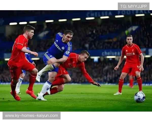 切尔西边路推进突破不断 切尔西边路推进突破不断